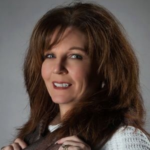 Meet your Posher, Shelita